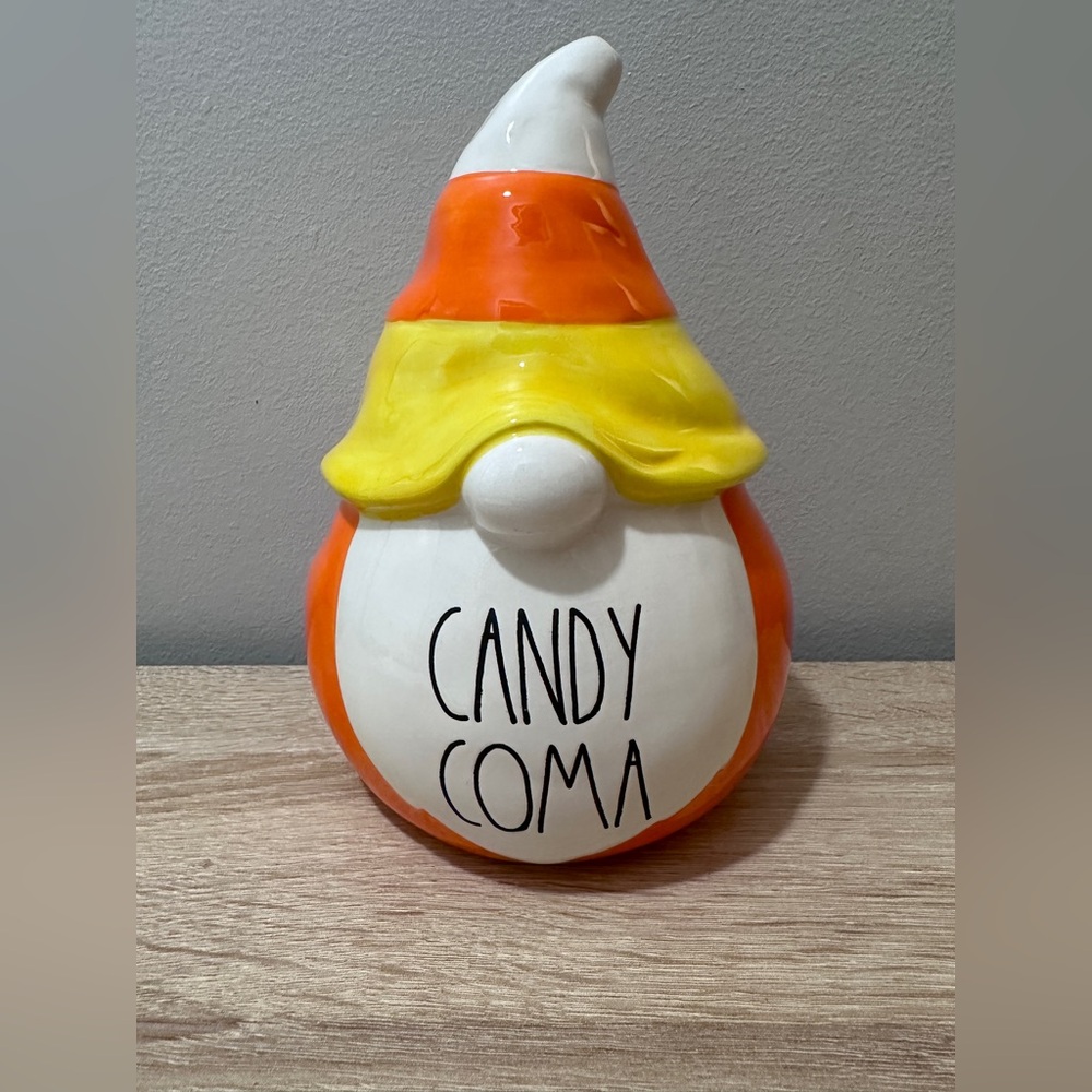 Rae Dunn 2022 CANDY COMA Gnome Figure / RHalloween Deco hi
